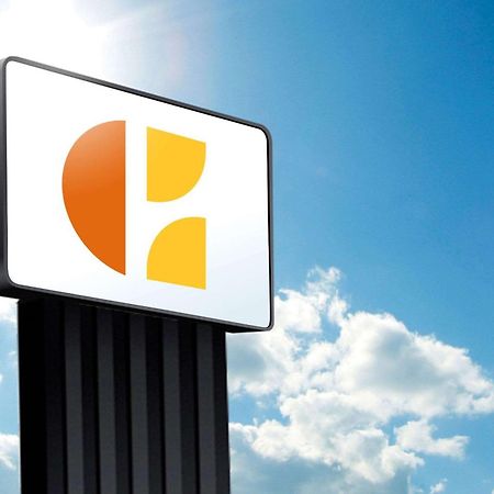 Dublin Inn And Suites Екстер'єр фото