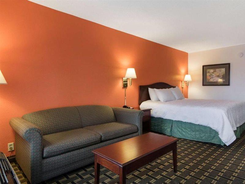 Dublin Inn And Suites Екстер'єр фото