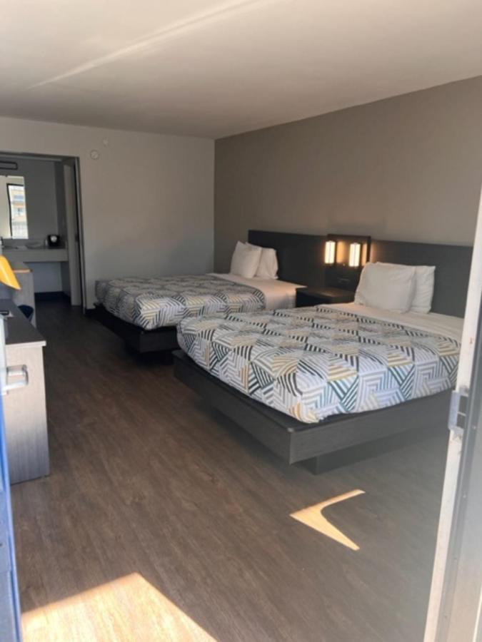 Dublin Inn And Suites Екстер'єр фото