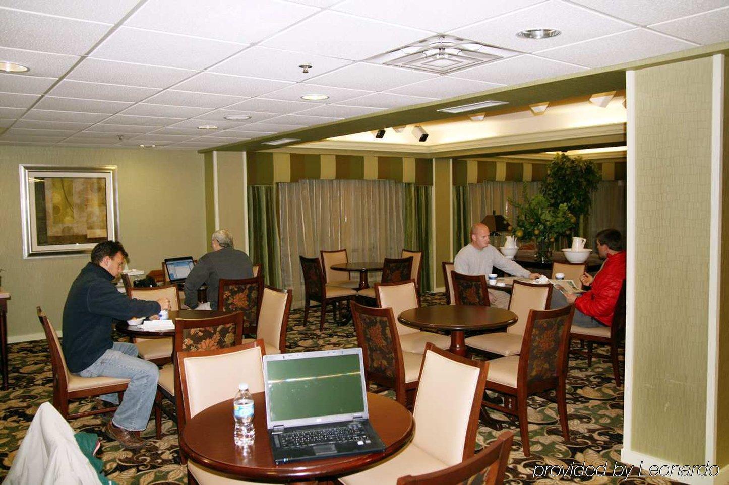 Dublin Inn And Suites Екстер'єр фото